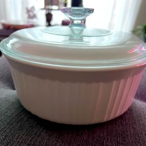 Corningware French White cooking/serving dish